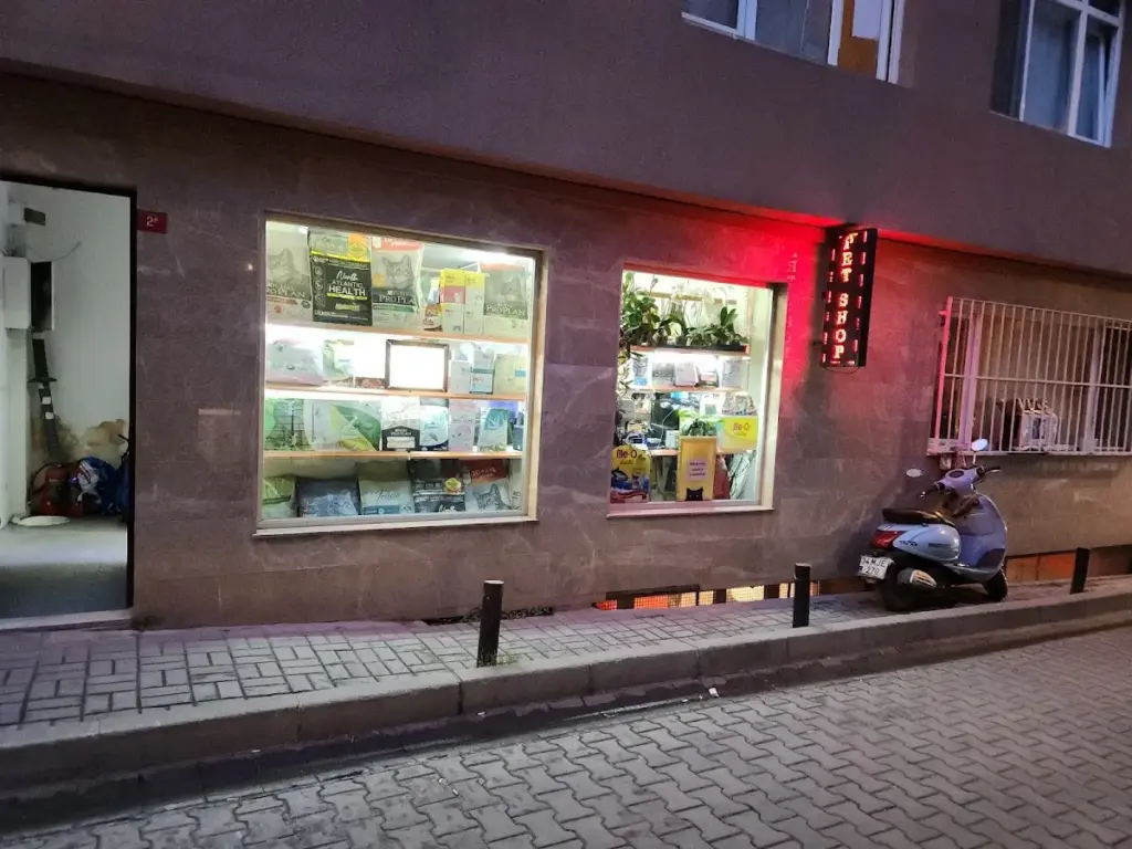 fish and pets petshop e2a442ad