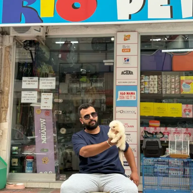 rio petshop profile L6ZW1f
