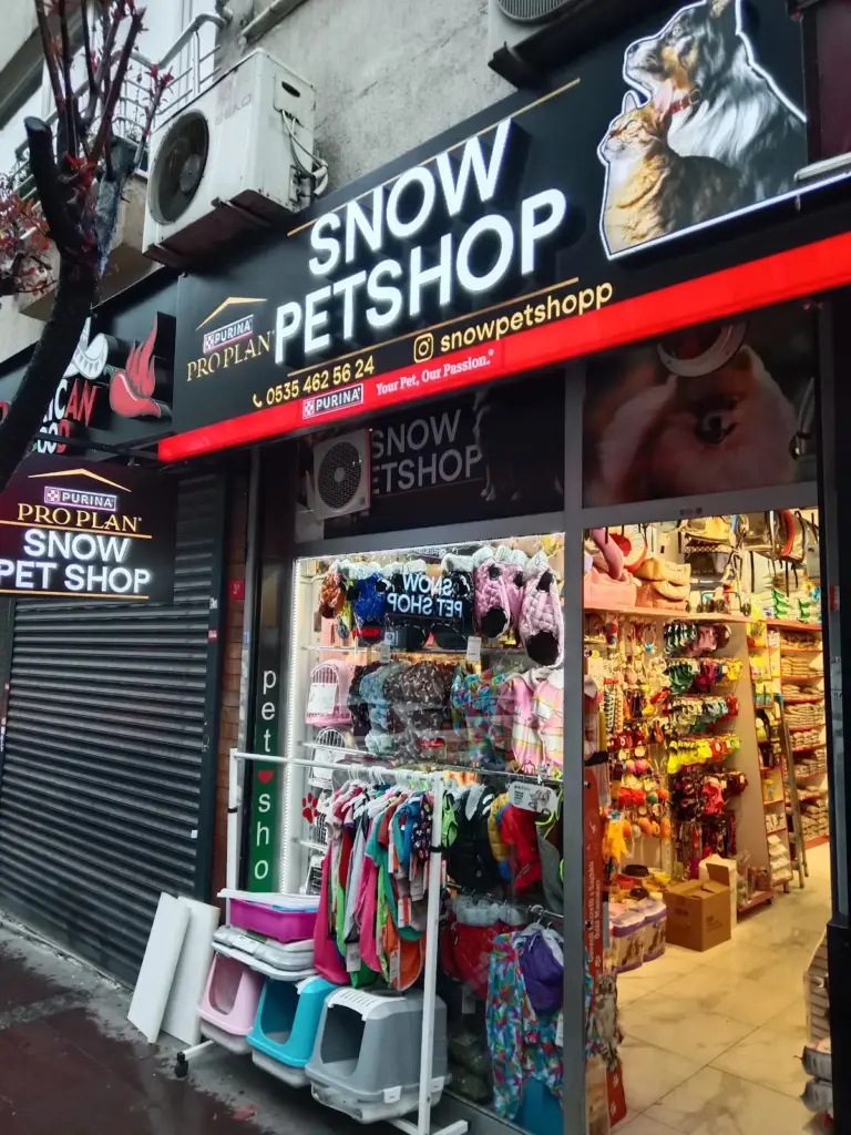 snow petshop besiktas 591285a2